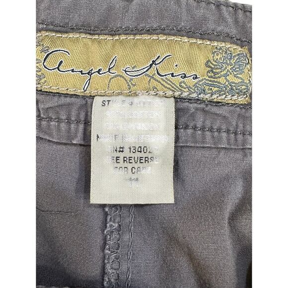 Upcycled Embroidered Patchwork Cargo Shorts BOHO Art Deco Gaudy Chic Women SZ 11 - Picture 10 of 15